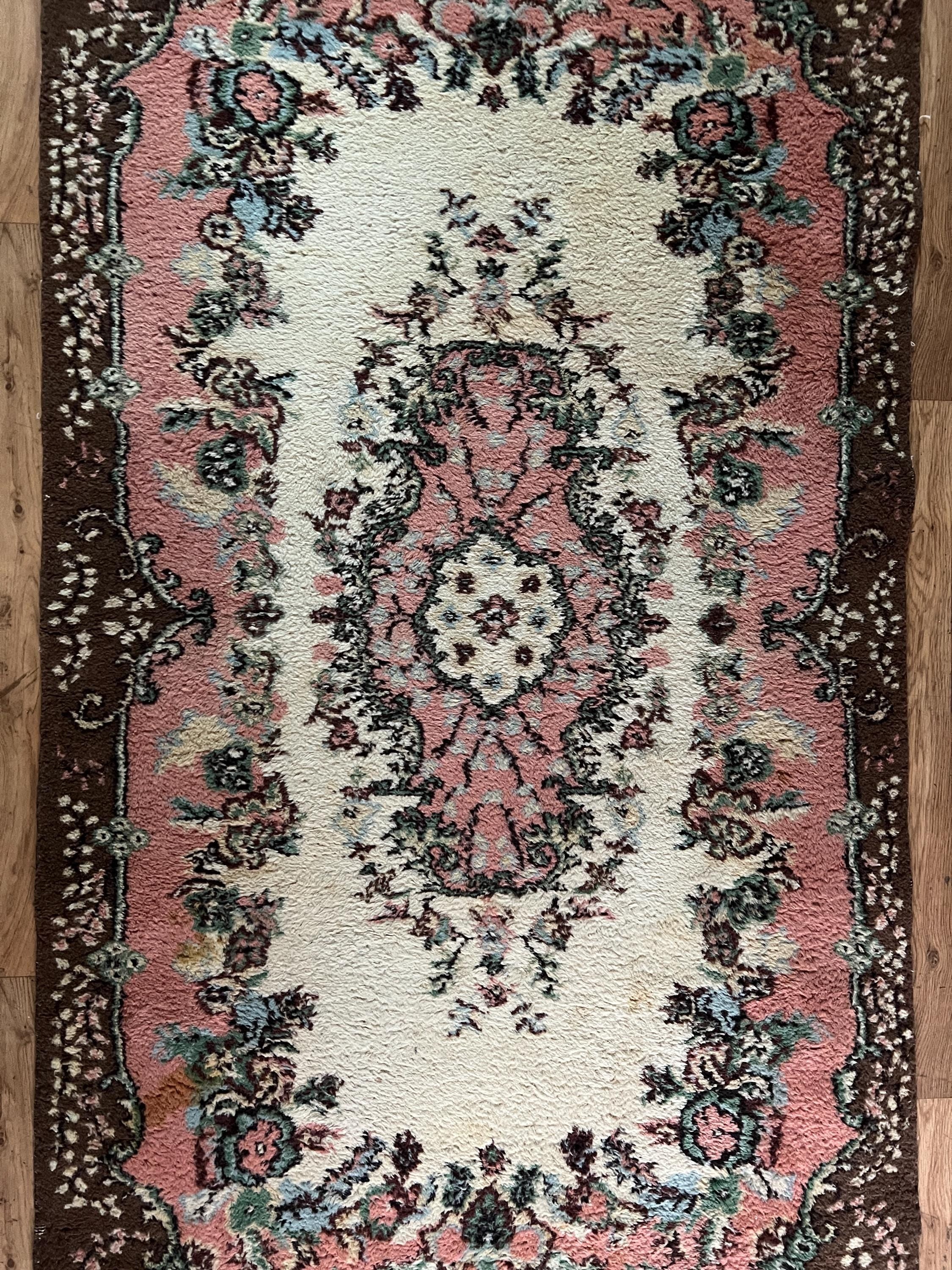 Vintage Handwoven Isparta Wool Rug – Floral Medallion Design, Turkish Traditional Carpet, Soft Pastel Colors, Anatolian Home Decor